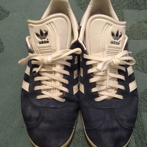 Adidas Gazelle sneakers